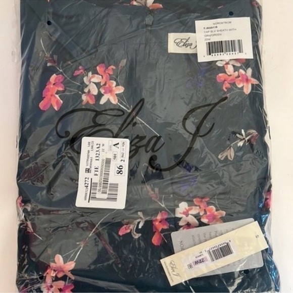 𝅺ELIZA J Cap Sleeve sheath floral Dress plus size  22W - Picture 4 of 4